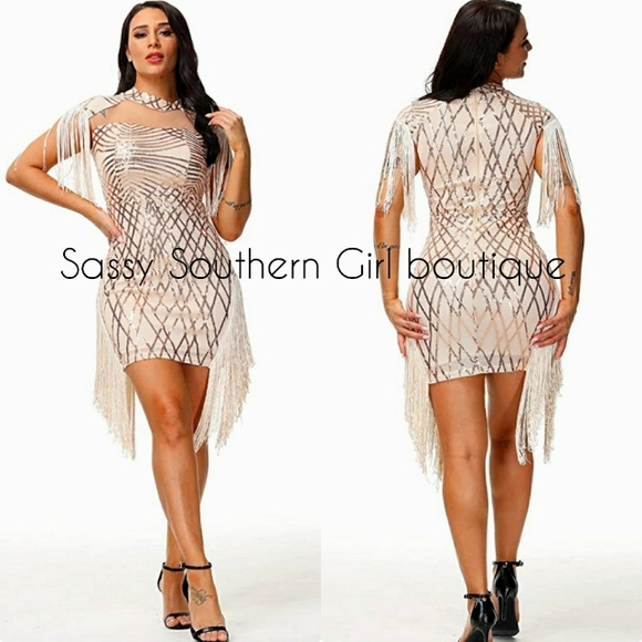 🆕⭐ Champagne Rose Gold sequin fringe mini dress - Picture 2 of 12